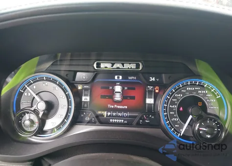 2021 Ram 1500 Limited 4X4 5'7 Box from USA, damaged, VIN 1C6SRFHT5MN552030